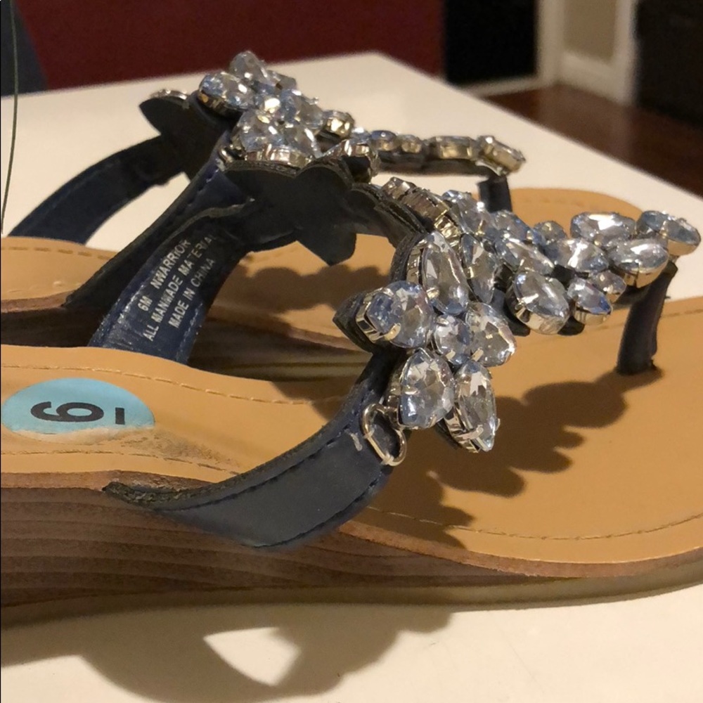 Shoes - Picture 4 of 5